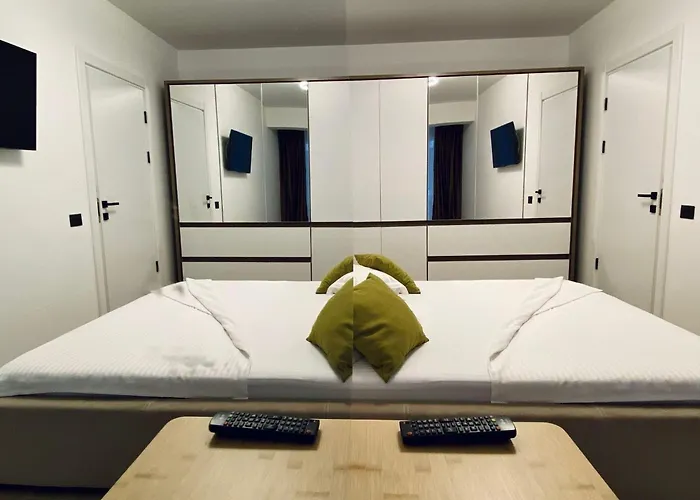 Belvedere By Infinity Alz *